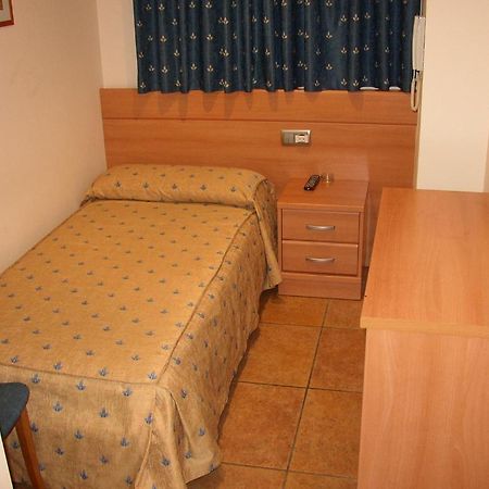 Pensio Sant Antoni Hotel Palau d'Anglesola Екстериор снимка