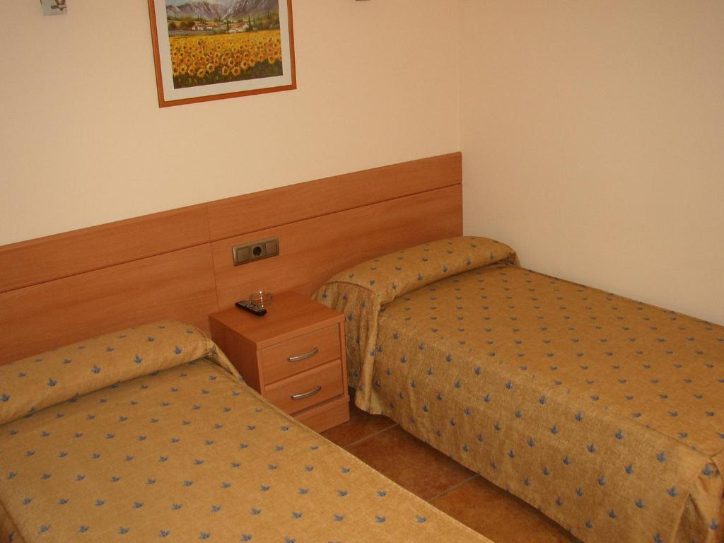 Pensio Sant Antoni Hotel Palau d'Anglesola Стая снимка